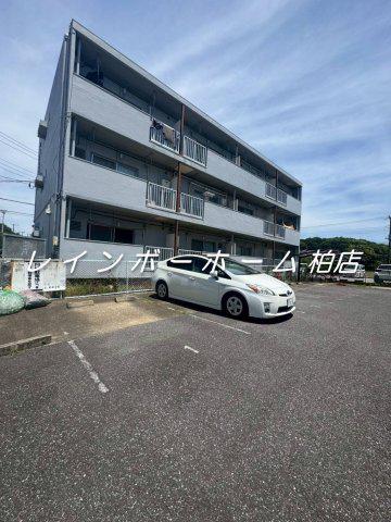 ヤマサイコーポ3号棟