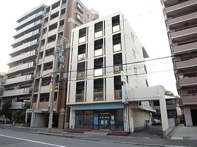 プティ・ア・プティ