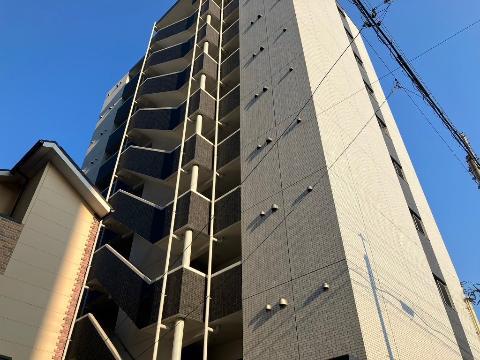 エストゥルースプラスノース名古屋