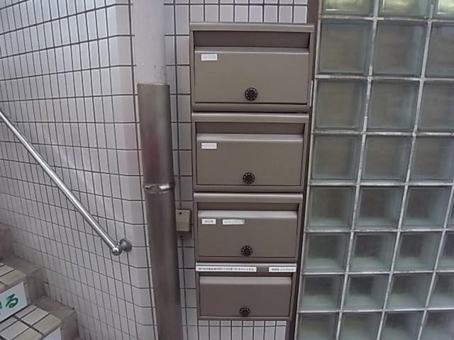 ホワイトビル