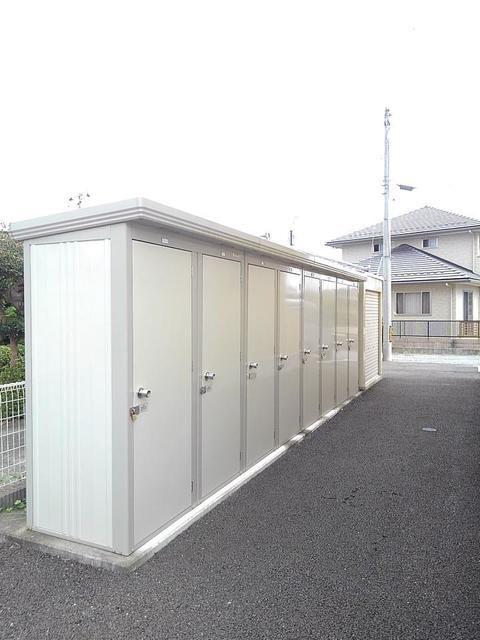 テラス三島町E