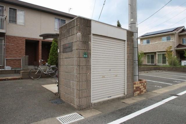 リースランド富士見IV