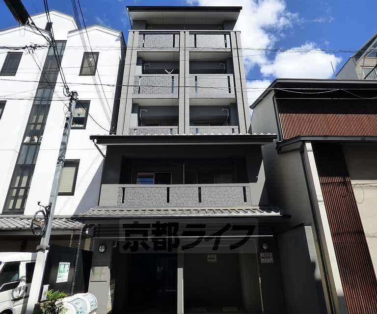 プレゼンス堀川