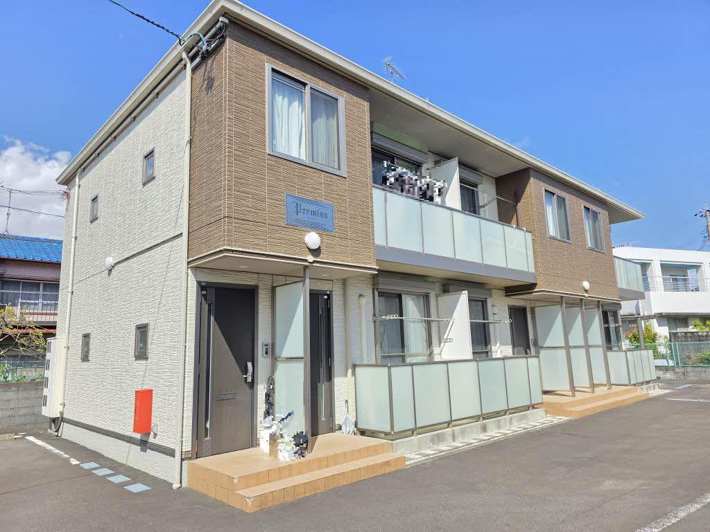 プレミアス