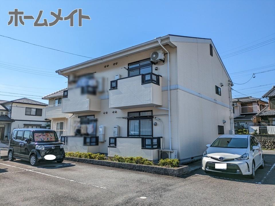 ブレスト南山 A・B