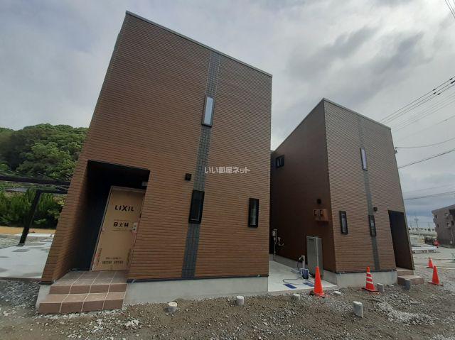 ガレージハウス香月