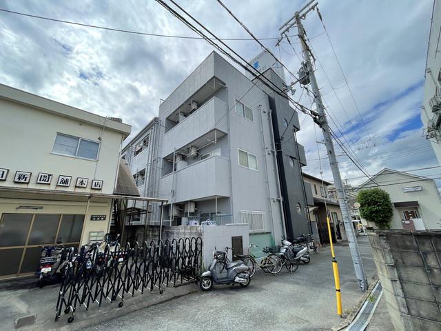 真上ロイヤルハイツ