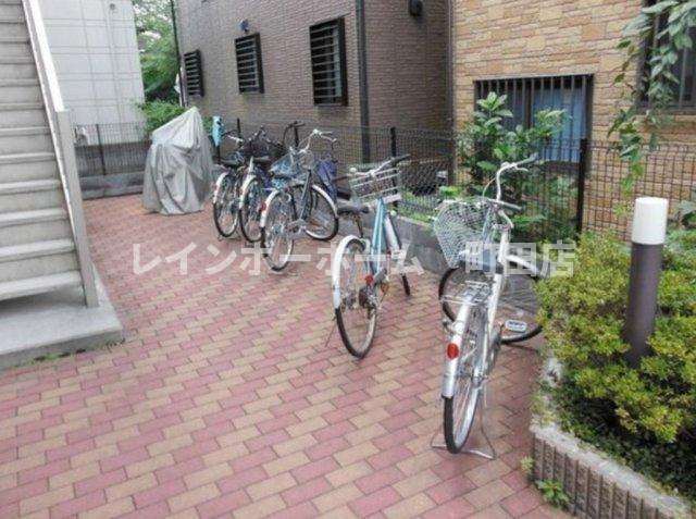 アンプルール クラージュ堀内