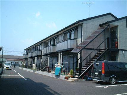 グランベルク和戸駅改札前