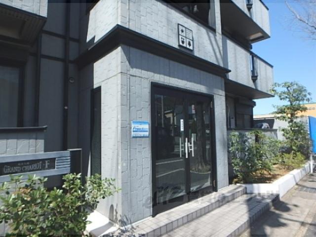 グランシャリオF棟