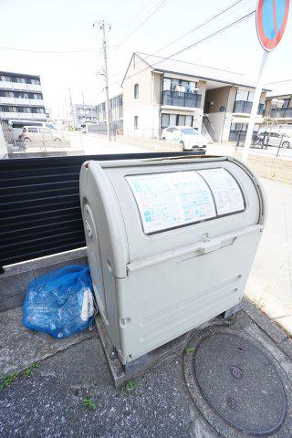 ハイツルネ