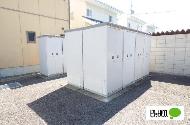 サンヴィレッジ A棟