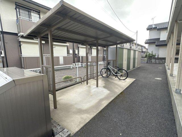 ホワイトテラス