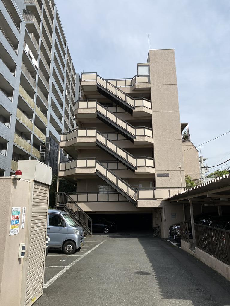 第三東個マンション