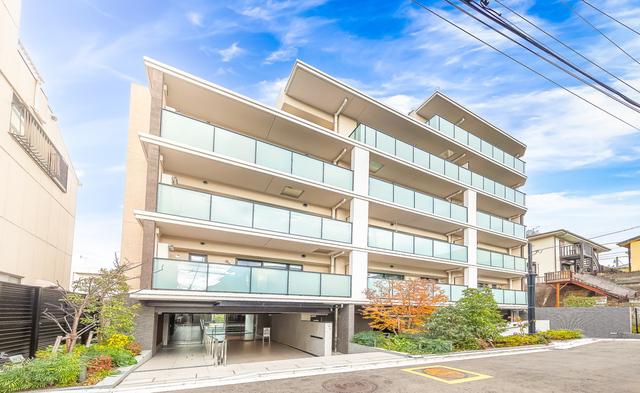 プレミスト横濱白楽