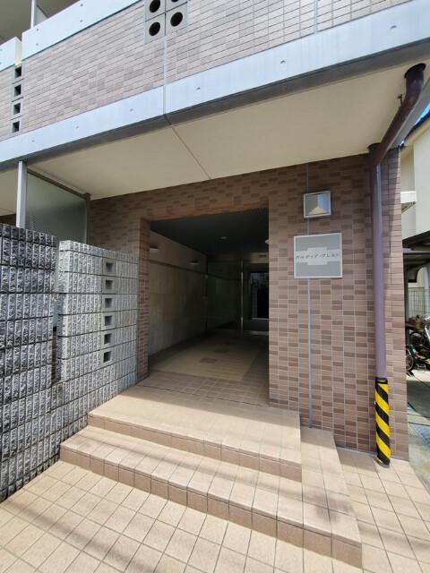 カルディア・クレスト