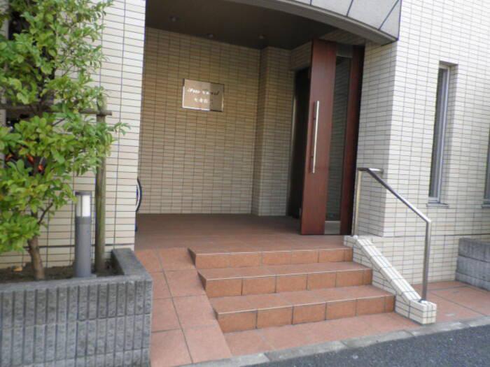 アイリスコート七右衛門