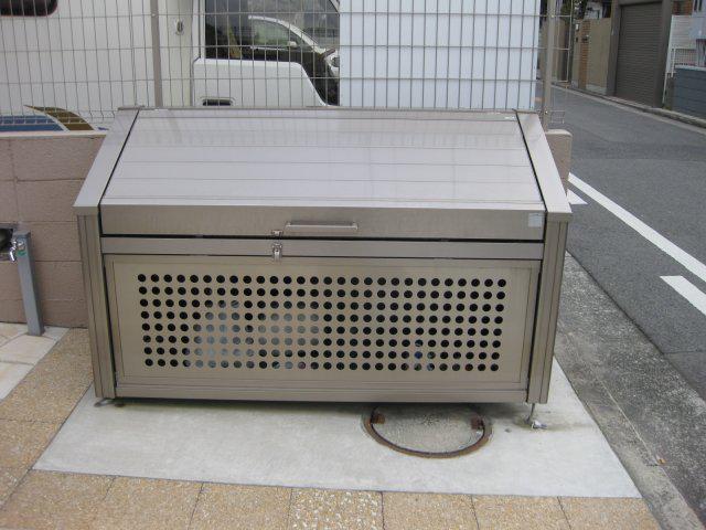 ロイヤルコート上野芝