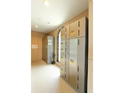 アンジェリーク・コア(ワンルーム/3階)の外観写真