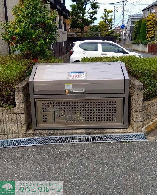 レオパレスカームヒルズ
