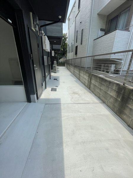 MOTO GARAGE 原 BASE