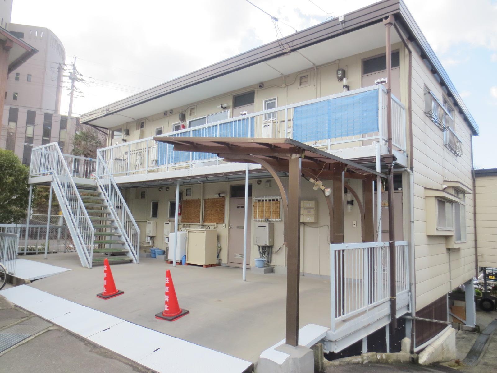 公園区アパート