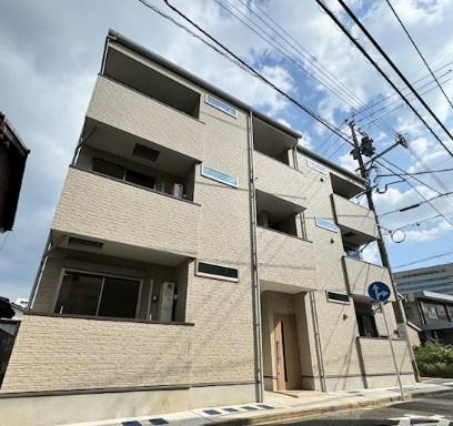 TRIOVE JR久留米アクシス