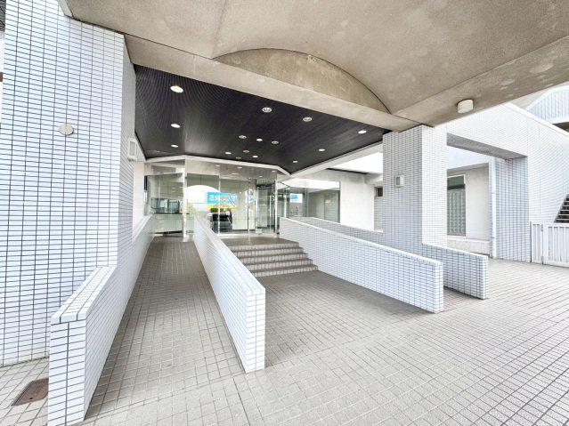 サンハイツ宇多津(3LDK/8階)の外観写真