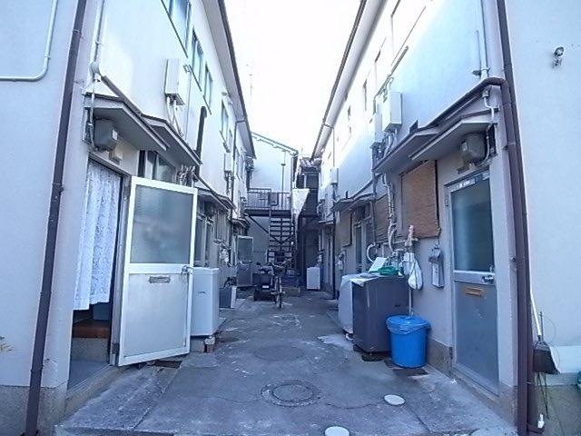 白鳩荘A棟