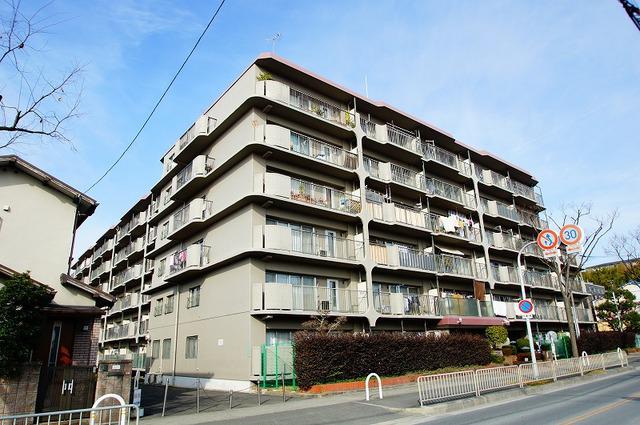 高槻ハウス