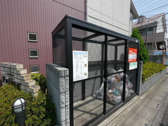 フェリーチェ