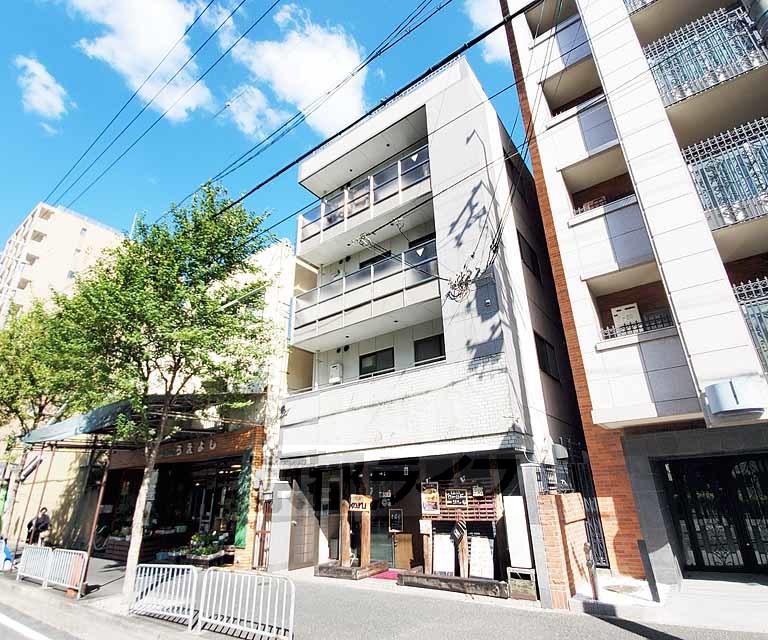 コーポウエストセブン