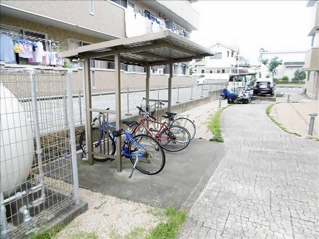 ロイヤルガーデン染地台 A棟・B棟