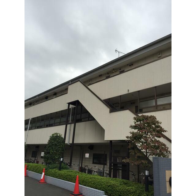 シャルマン谷塚駅前