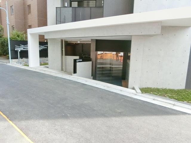 BLUROCK青葉台
