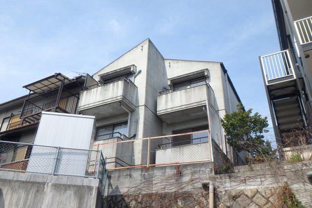 HOUSE I