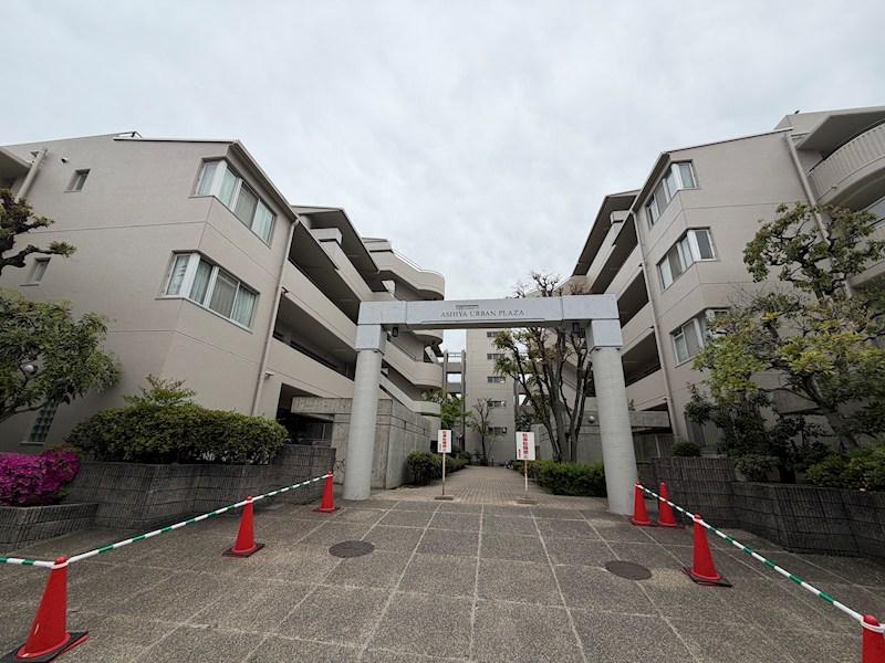 カネボウ芦屋アーバンプラザ