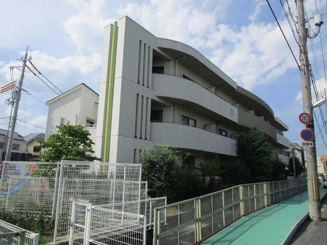 グリーンアベニュー山岡