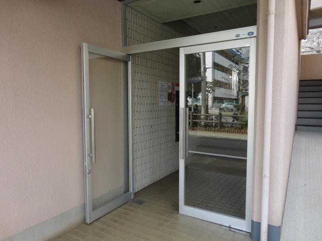 三鷹コート