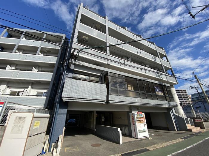 グランドアイ三萩野