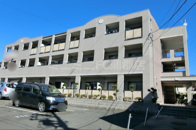 サンプラザ出口