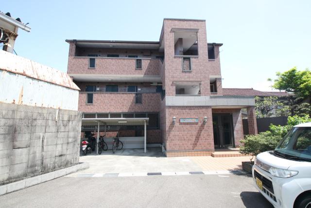 つつみ館