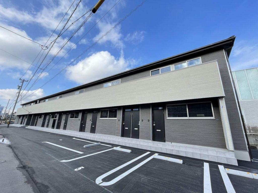 BASE稲荷元町