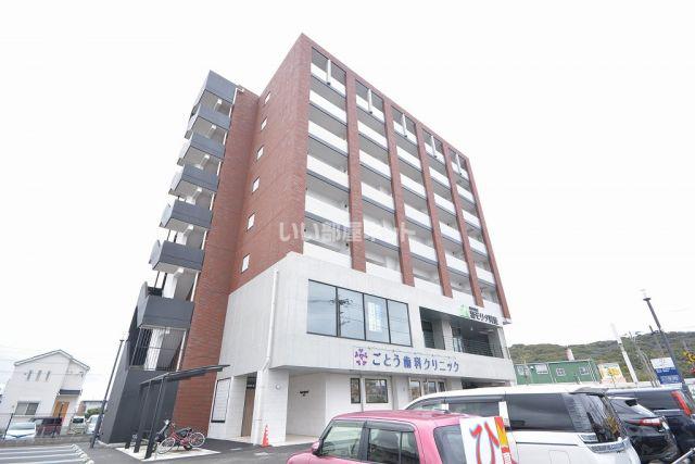 APARTMENT 3771