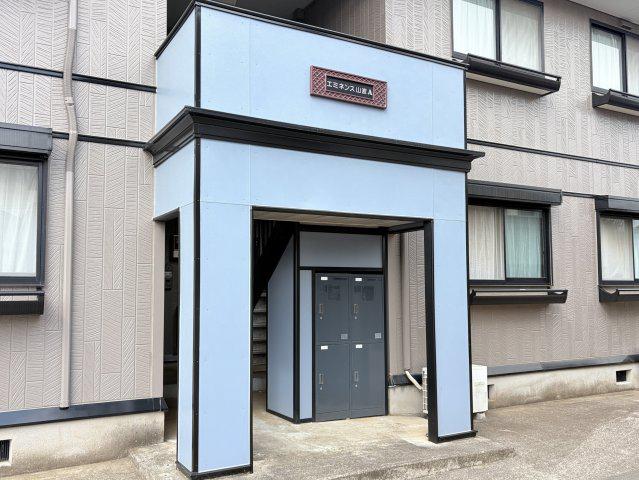 エミネンス山波 A棟