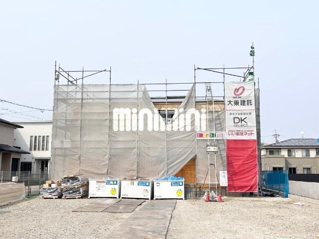 リーヴェル川北