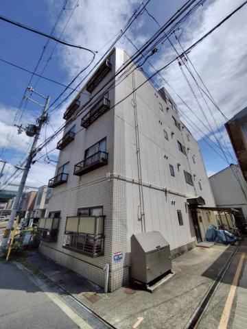 ファミール御崎
