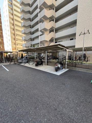 LUXE難波西II