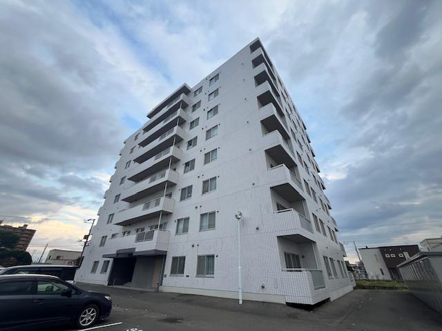 カネ山マンション
