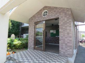 ファミーユ南高田